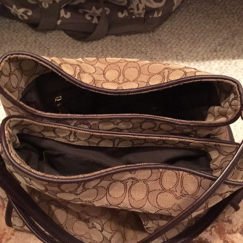Purse - Picture 3 of 5